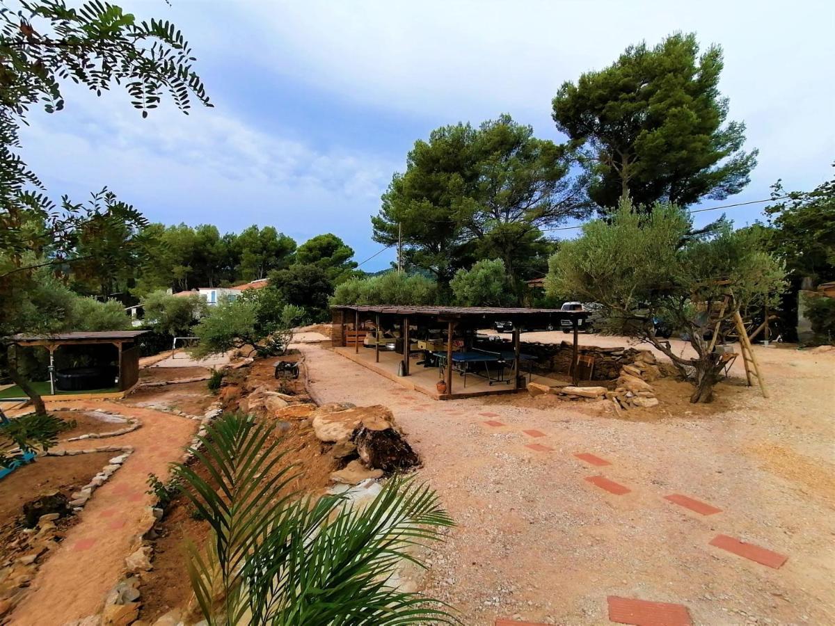 לה באסט Arche De Noe Atypique, Boheme , Nature, Piscine Chauffee De Paques A Toussaint , Spa , Sauna , Loisirs מראה חיצוני תמונה