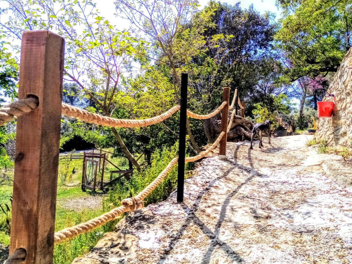 לה באסט Arche De Noe Atypique, Boheme , Nature, Piscine Chauffee De Paques A Toussaint , Spa , Sauna , Loisirs מראה חיצוני תמונה