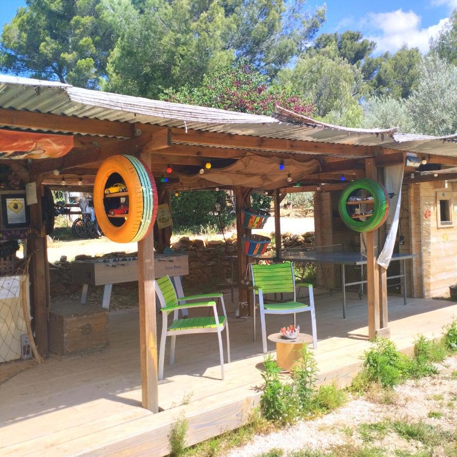 לה באסט Arche De Noe Atypique, Boheme , Nature, Piscine Chauffee De Paques A Toussaint , Spa , Sauna , Loisirs מראה חיצוני תמונה
